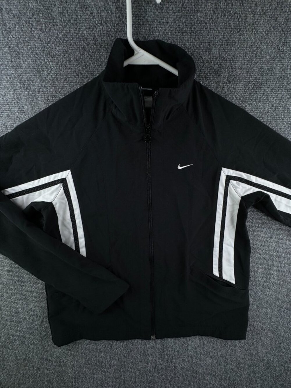 Nike Youth Small 4-6 Black Windbreaker Jacket Silvertag Lightweight Black White